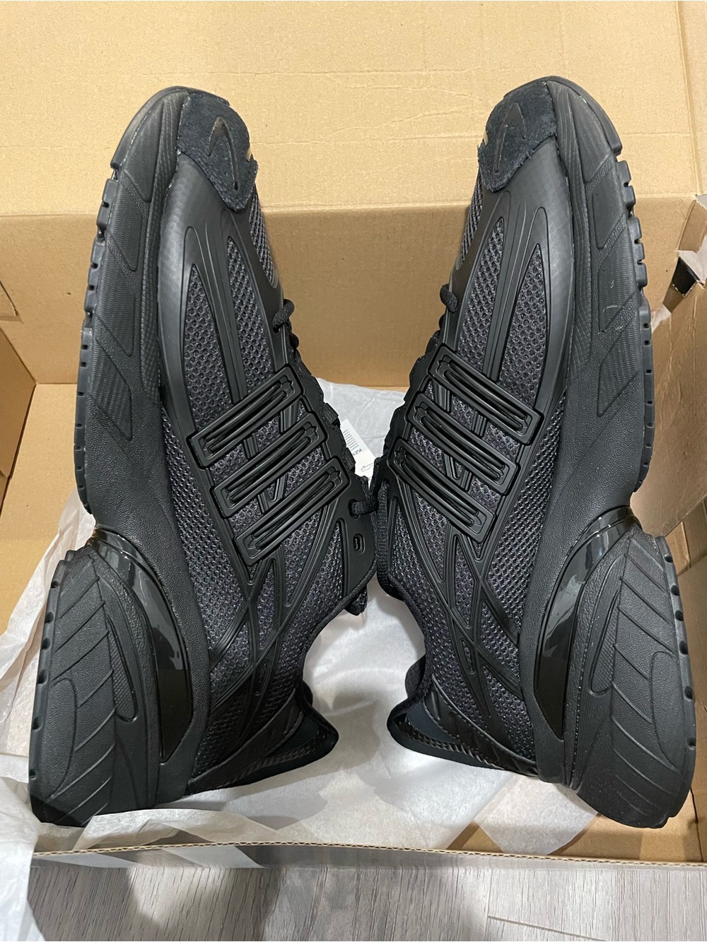 New Adidas Adistar XLG 2.0 — “Triple Black” — Size 13 — KZ9155 - Picture 3 of 6